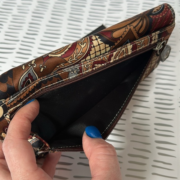 Kathy Van Zealand brown/multicolored 3 fold wallet. 11 slots for c/c & 1 ID slot - Picture 6 of 13